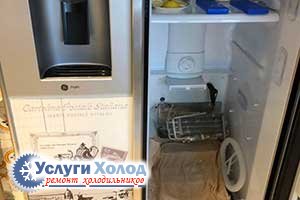 Разобранная система No Frost холодильника GENERAL ELECTRIC RCE25RGBBFKB