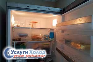 Холодильник SIEMENS KG49NA71 внутри