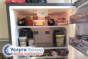 Холодильник Whirlpool ARC8140IX внутри